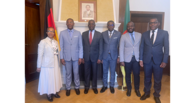 Maires de Douala 3 et de Yaounde 5 à Berlin